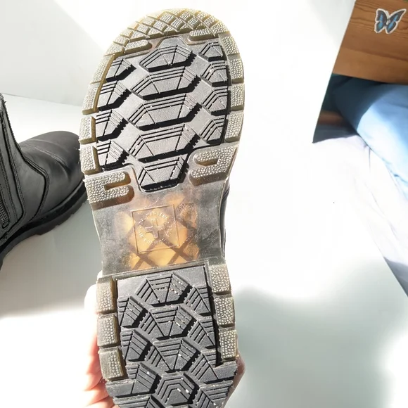 Dr Martens Alyson Boots size 8 in EUC - Picture 8 of 11